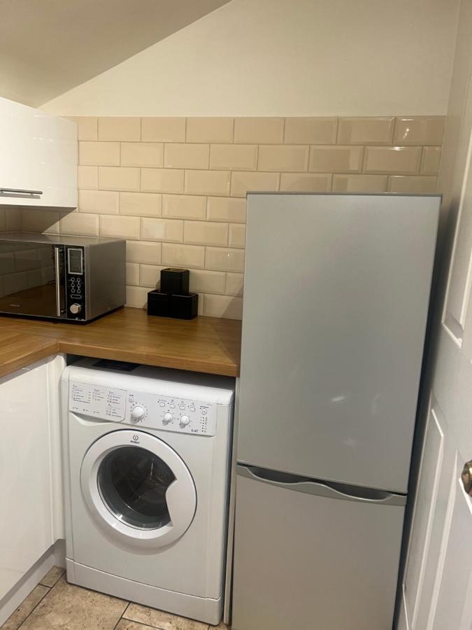 דירות לונדון Large Modern Studio Flat מראה חיצוני תמונה